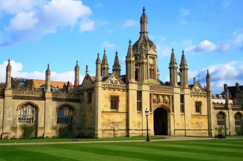 kings-college-800x530